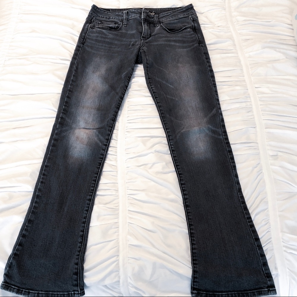 PRICE DROP 🚨 American Eagle skinny kick jeans